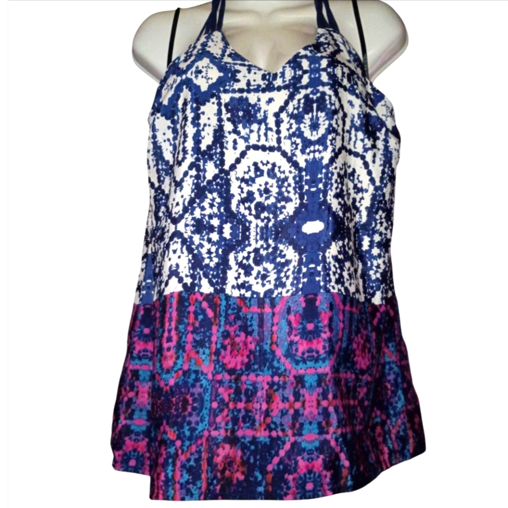 ✨Chic Patterned Halter Tank Top Size M
